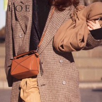 LOEWE 033-2 LOEWE 羅意威 puzzle mini原單拼接包
