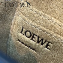 LOEWE 031-1  LOEWE 羅意威   gate Bumbag 馬鞍腰包胸包