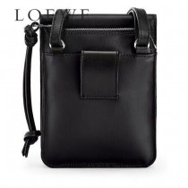 LOEWE 030-2 LOEWE 羅意威  gusset flat crossbody bag系列男裝包