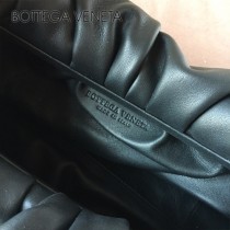BV 6695-03 原單Bottega venet͎a͎最新款牛角包