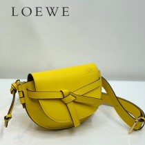 LOEWE 031-2  LOEWE 羅意威   gate Bumbag 馬鞍腰包胸包