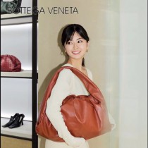 BV 6695 原單Bottega venet͎a͎最新款牛角包