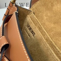 LOEWE 031-6  LOEWE 羅意威   gate Bumbag 馬鞍腰包胸包