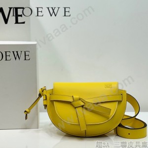 LOEWE 031-2  LOEWE 羅意威   gate Bumbag 馬鞍腰包胸包