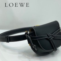 LOEWE 031  LOEWE 羅意威   gate Bumbag 馬鞍腰包胸包