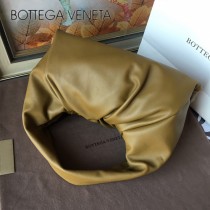 BV 6695-05 原單Bottega venet͎a͎最新款牛角包