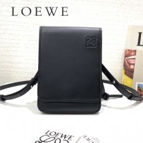 LOEWE 030-2 LOEWE 羅意威  gusset flat crossbody bag系列男裝包