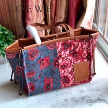 LOEWE 035  LOEWE 羅意威  lbiza限量系列cushion tote bag購物袋