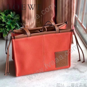 LOEWE 035-3  LOEWE 羅意威  lbiza限量系列cushion tote bag購物袋