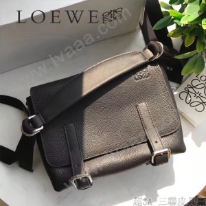 LOEWE 036   羅意威  military messenger XS小號郵差包