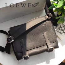 LOEWE 036   羅意威  military messenger XS小號郵差包