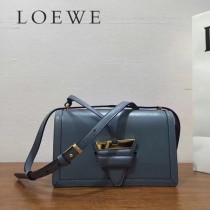 LOEWE 037 羅意威  Barcelona  bag 原單 秋冬新款3角包