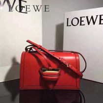 LOEWE 037-1 羅意威  Barcelona  bag 原單 秋冬新款3角包