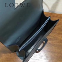 LOEWE 037 羅意威  Barcelona  bag 原單 秋冬新款3角包