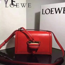 LOEWE 037-1 羅意威  Barcelona  bag 原單 秋冬新款3角包