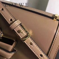 LOEWE 037-3 羅意威  Barcelona  bag 原單 秋冬新款3角包