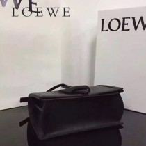 LOEWE 037-2 羅意威  Barcelona  bag 原單 秋冬新款3角包