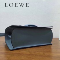 LOEWE 037 羅意威  Barcelona  bag 原單 秋冬新款3角包