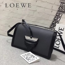 LOEWE 037-4 羅意威  Barcelona  bag 原單 秋冬新款3角包