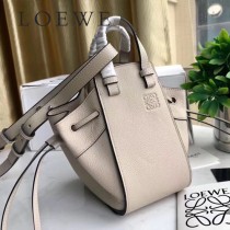 LOEWE 040 羅意威 mini hammock原單吊床包