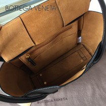 BV 9876-03 款Bottega Veneta 小號耳朵Arco 購物袋