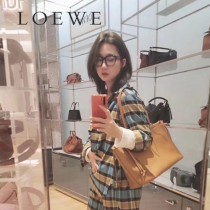 LOEWE 044  羅意威  lbiza限量系列cushion tote bag原單購物袋