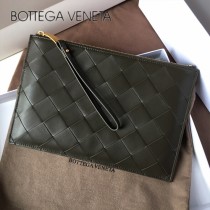 BV 9878-02 新款  THE POUCH大編織手包