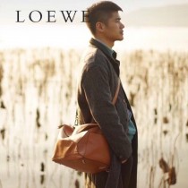 LOEWE 046  LOEWE  061607 羅意威  Puzzle 大号男士斜背包