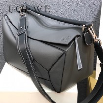 LOEWE 046-2  LOEWE  061607 羅意威  Puzzle 大号男士斜背包