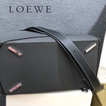 LOEWE 046-2  LOEWE  061607 羅意威  Puzzle 大号男士斜背包