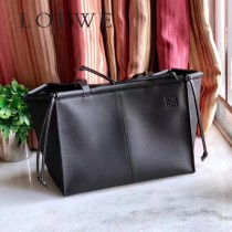 LOEWE 044-2  羅意威  lbiza限量系列cushion tote bag原