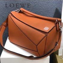 LOEWE 046  LOEWE  061607 羅意威  Puzzle 大号男士斜背包