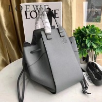 LOEWE 042-6  羅意威 中號hammock原單吊床包