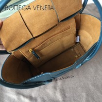 BV 9876-03 款Bottega Veneta 小號耳朵Arco 購物袋