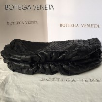 BV 9872L-01 原單純手工編織大格雲朵包