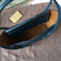 BV 9876-03 款Bottega Veneta 小號耳朵Arco 購物袋