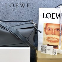 LOEWE 046-2  LOEWE  061607 羅意威  Puzzle 大号男士斜背包