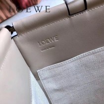 LOEWE 044-1  羅意威  lbiza限量系列cushion tote bag原單購物袋