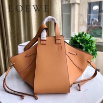 LOEWE 042-3  羅意威 中號hammock原單吊床包