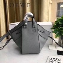 LOEWE 040-2 羅意威 mini hammock原單吊床包