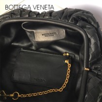 BV 9872L-01 原單純手工編織大格雲朵包