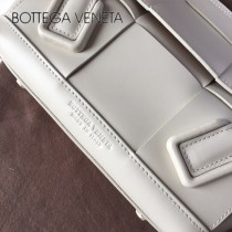 BV 9876 款Bottega Veneta 小號耳朵Arco 購物袋