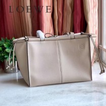 LOEWE 044-1  羅意威  lbiza限量系列cushion tote bag原單購物袋