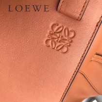 LOEWE 042-5  羅意威 中號hammock原單吊床包