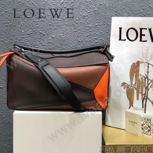 LOEWE 046-4  LOEWE  061607 羅意威  Puzzle 大号男士斜背包