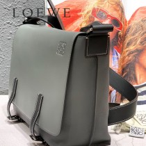 LOEWE 048  LOEWE 051819 羅意威  男士系列男包