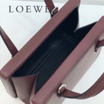 LOEWE 050 羅意威 全新postal手袋