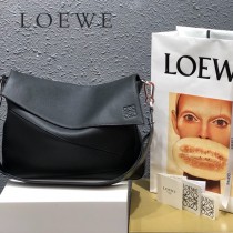 LOEWE 047-1  羅意威  Puzzle原單邮差包 专柜最新男款系列