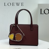 LOEWE 050 羅意威 全新postal手袋