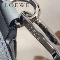 LOEWE 047-3  羅意威  Puzzle原單邮差包 专柜最新男款系列